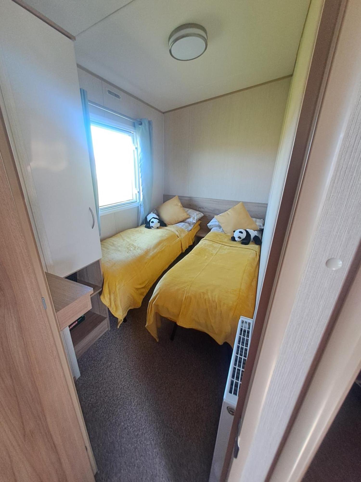 N & V Caravan Sand Le Mere Tunstall  Экстерьер фото